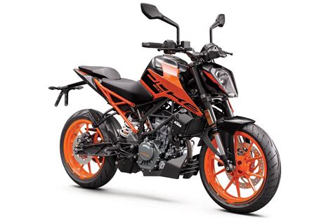 2020 KTM 200 Duke First Look (8 Fast Facts, Specs, and Photos)