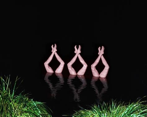 Synchronized Swimming Photography – Fubiz Media