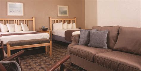 Hotel Accommodations in Yellowstone National Park, Wyoming - Old Faithful Inn