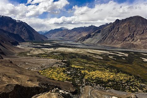 06 DAYS – Ladakh with Nubra Valley – AbyssTours