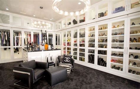 From Chanel Snow Globes to a Champagne-Summoning Buzzer: Tour Heather ...