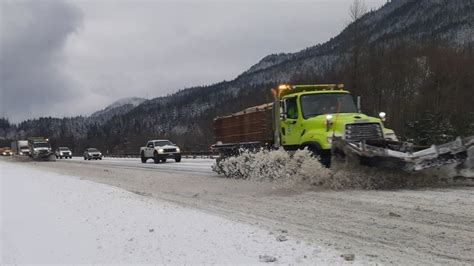 Snoqualmie Pass winter drivers urged to check conditions, prepare for ...