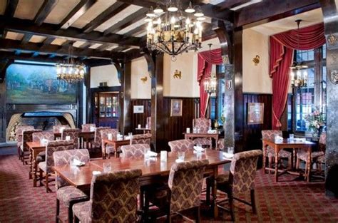 Red Coach Inn Restaurant Niagara Falls NY | Fine dining room, Interior design dining room ...