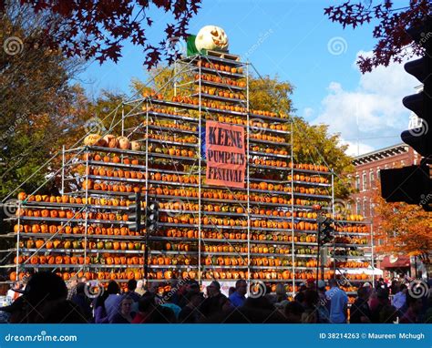 Keene Pumpkin Festival editorial stock photo. Image of festival - 38214263