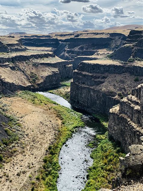 Nice and easy hike in Palouse Falls State Park, Washington, USA. It was beautiful. : r/hiking