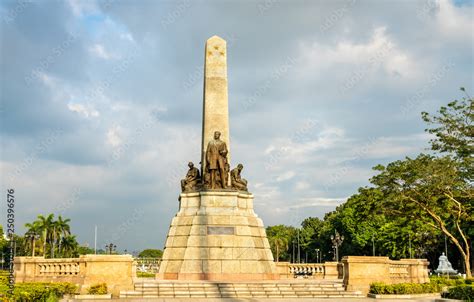 The Rizal Monument in Rizal Park - Manila, Philippines Stock Photo ...