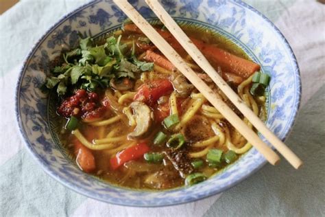 Veg Thukpa Recipe: Healthy Tibetan Noodle Soup | dobbernationLOVES