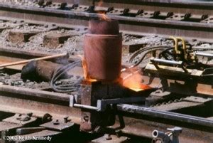 Thermit Welding | Rail Alumino–Thermic Welding | Thermite Welding Procedure :: TheMech.in ...