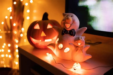 How to Create a Halloween Aesthetic In Your Home