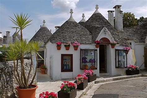 Picturesque Alberobello, Italy | The BackPackers