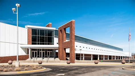 Columbus East High School, designed by Mitchell-Giurgola Architects in 1972. Columbus Indiana ...