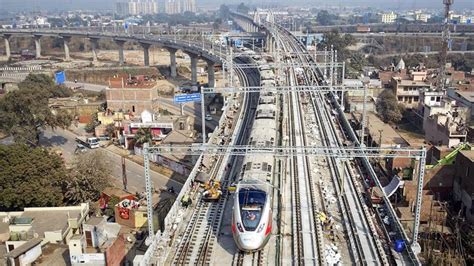 India’s first high-speed train makes test run on Ghaziabad route - Hindustan Times