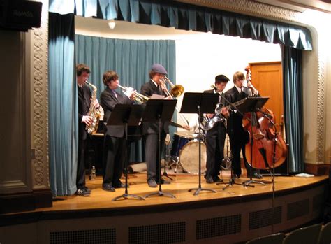 Jazz Music Warms up the Night | Musicians from West High Sch… | Flickr