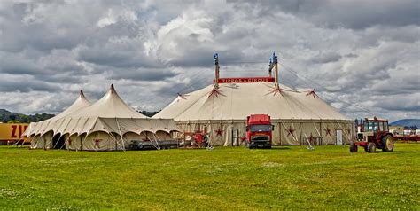 Dougie Coull Photography: Zippos Circus in Greenock