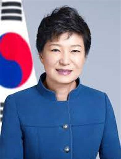 South Korea's disgraced ex-president Park returns home after prison | Politics