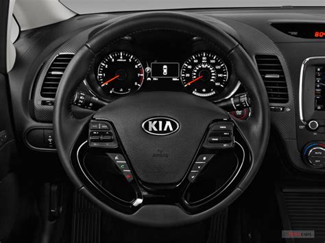 2017 Kia Forte: 150 Interior Photos | U.S. News