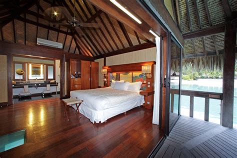 8 Best Overwater Bungalows In Moorea