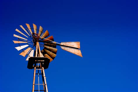 How Windmills Helped Settle The Texas Plains | Texas Standard