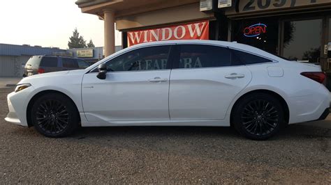 2018 Toyota Avalon Hybrid Clear Bra and Window Tinting | ENCORE Window ...