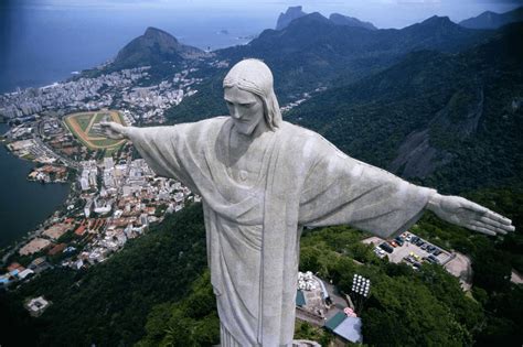 Why was Christ the Redeemer statue built? - Christian Faith Guide