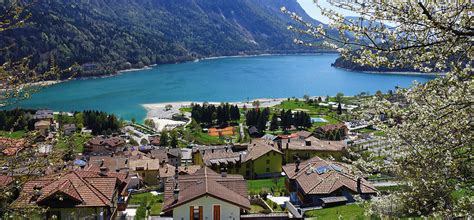 Why go to Lake Molveno? | Lakes & Mountains | Discover