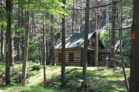 Shenandoah Valley | Beautiful cabins, Cabins and cottages, Cozy cabin decor