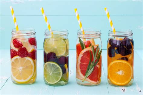 Flavored Water Recipes: Natural, Healthy and Flavored Ways to Quench Your Thirst