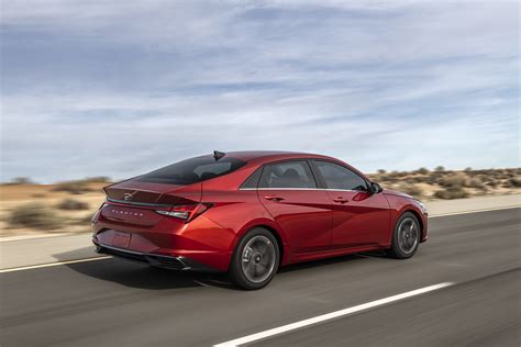 Hyundai Reveals New Elantra and Elantra Hybrid Models | MotorWeek