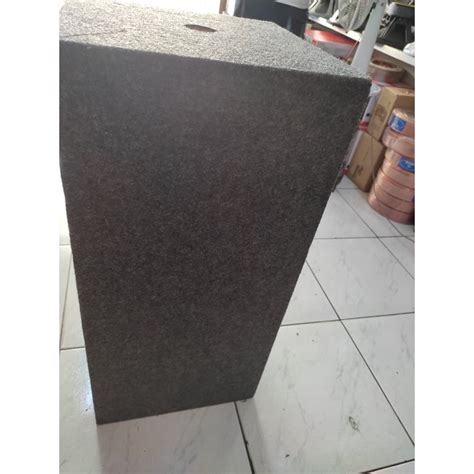 LONG PORTED BOX FOR 12 INCHES SUBWOOFER SPEAKER WRAPPED IN DARK GRAY CARPET. DIMENSION 36X36X73 ...