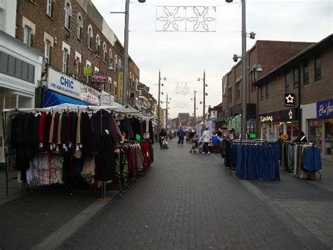 Walthamstow Market © John Davies :: Geograph Britain and Ireland