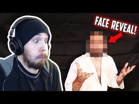 FACE REVEAL! HowToBasic Face Reveal Reaction! (Charmx reupload) - YouTube