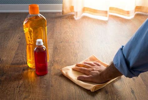 How to Clean Wood Floors Without Streaks - Shiny Modern