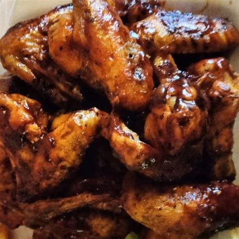 Irresistible Sticky Chicken Wings - recipesallday.com