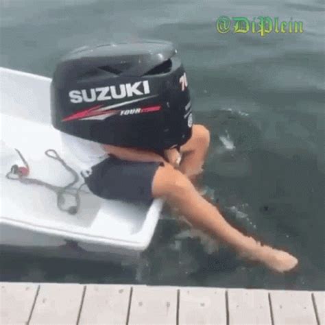 Boat Motor GIF - Boat Motor - Descobrir e Compartilhar GIFs