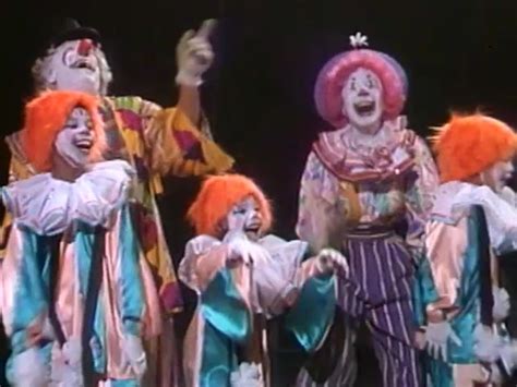 Pin by Pinner on Kidsongs day at circus | Clown, Circus