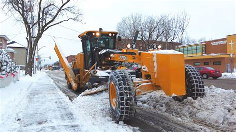 Montreal First Snow Removal of the Season - Winter 2023-2024 - YouTube