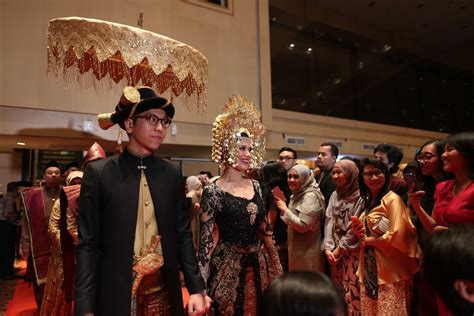 When Minang Meets Mandailing | The Bride Dept | Pernikahan, Dekorasi ...