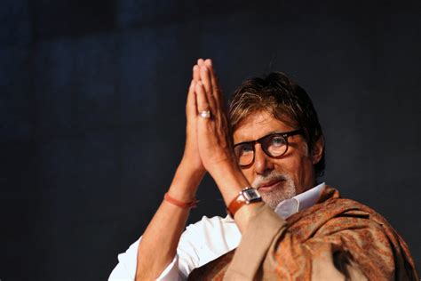 Amitabh Bachchan: Bollywood actor becomes first Indian to hit 19 million followers on Twitter