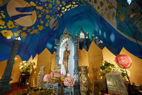 Stepping Inside the Erawan Museum's Three-Headed Elephant ...