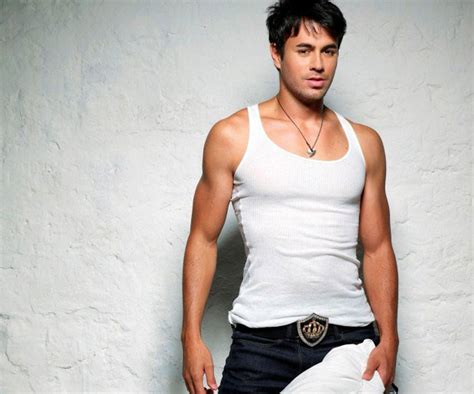 Enrique Iglesias Height Weight Body Statistics - Healthy Celeb