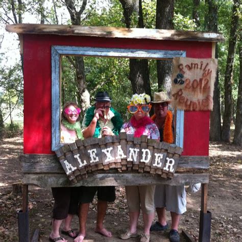 Pin by Ellen Barringer- Alexander on YARD | Family reunion photos ...