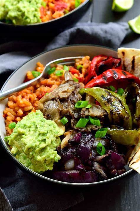 Vegan Mexican Rice Fajita Bowl - The Stingy Vegan