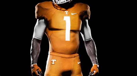 Tennessee Volunteers unveil new football uniforms