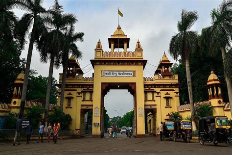 BHU students allegedly attack professor for supporting Muslim colleague - The Statesman