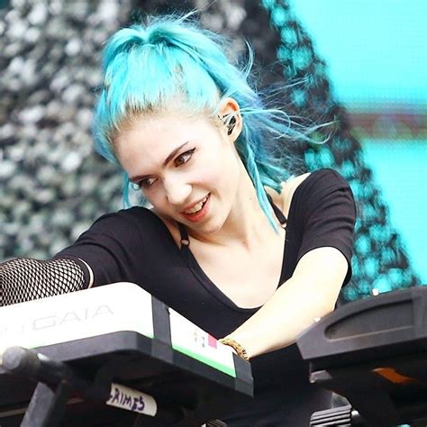 Grimes Is Officially Our New Hair Color Icon