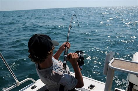 Charter Fishing for the First Time: The Complete Guide