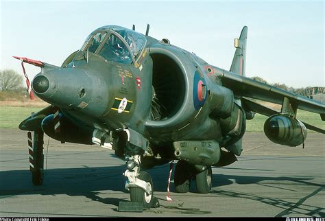 Hawker Siddeley Harrier GR3 - UK - Air Force | Aviation Photo #0335931 | Airliners.net