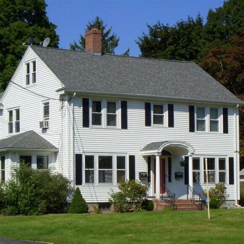 Snedeker House – Southington, Connecticut - Atlas Obscura