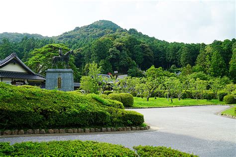 山口市の香山公園に白骨化した人の頭蓋骨 : クリスチャントゥデイ