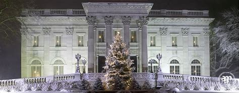 Christmas at the Newport Mansions - The History List